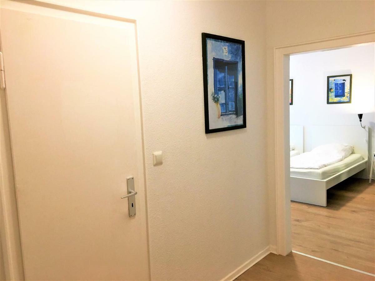 Ferienwohnung Neuss Esterno foto